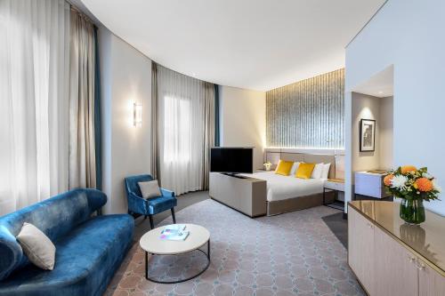 62933673 Radisson Blu Plaza Hotel Sydney