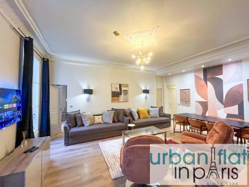 Urban Flat 63 - Beautiful 3 Bedroom Flat Champs-Elysees - image 13