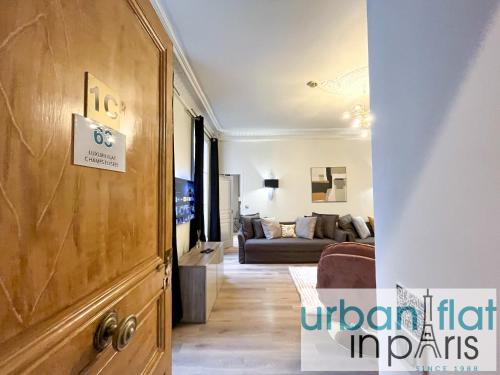 Urban Flat 63 - Beautiful 3 Bedroom Flat Champs-Elysees - image 9