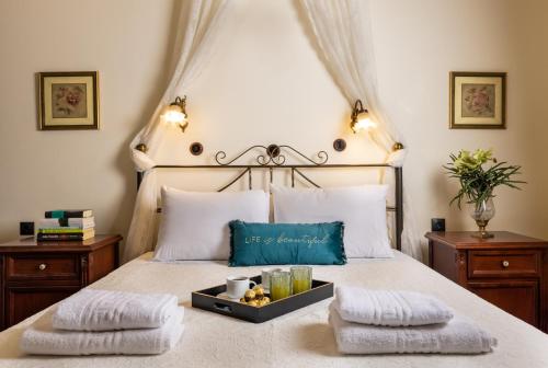Standard Double Room image 4