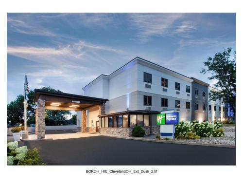 홀리데이 인 익스프레스 클리블랜드 공항 - 브룩파크 바이 IHG - 출입구