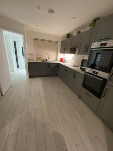 Kitchen, Summer budget double room in Edgware