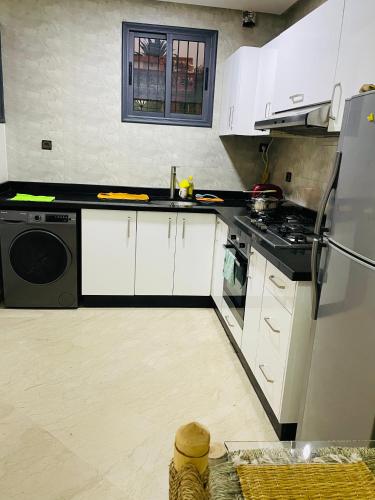 Kitchen, Entire Villa Garden Wi-Fi Near Beach in Swiss City