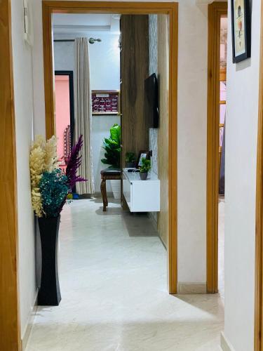 Entrance, Entire Villa Garden Wi-Fi Near Beach in Swiss City