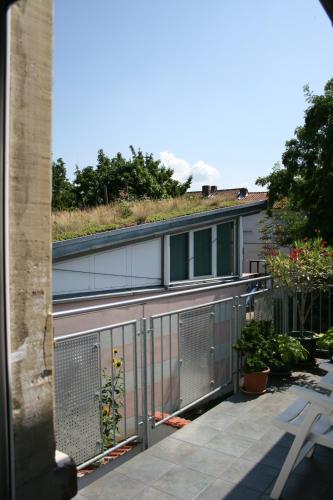 شرفة/ تراس, Kleiner Herrenhof in Worms City Center