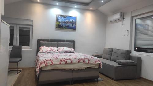 Double Room with Balcony (3 Adults)