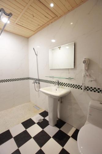 ファスティアー B&B16