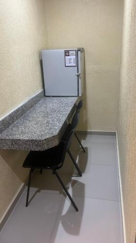 Standard Suite image 6