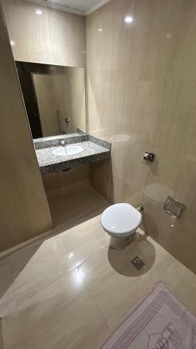 Standard Suite image 2