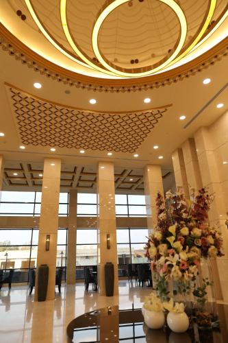 ล็อบบี้, Khabti Grand Hotel near สนามบินภายในประเทศบีชา