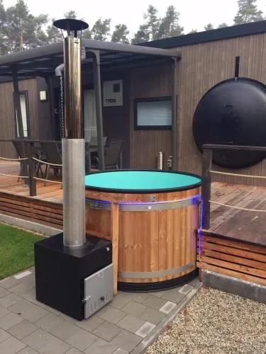 Mobilheim am Murner See - privater Badezuber & Grill in Wackersdorf, Deutschland