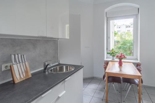 Holiday Berlin Apartments in Weissensee