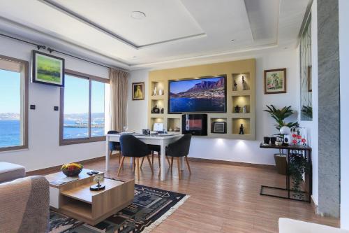 Moyra Hill Moyra Hill