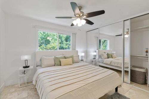 Molivu Homes 3BR - NewRemodel, PetFriendly, Yard in 洛思加圖斯