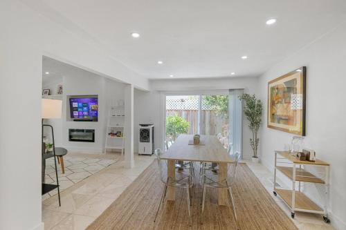 設施, Molivu Homes 3BR - NewRemodel, PetFriendly, Yard in 洛思加圖斯