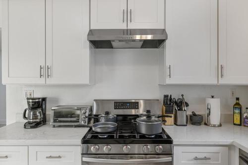 設施, Molivu Homes 3BR - NewRemodel, PetFriendly, Yard in 洛思加圖斯