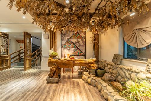 PuYuan Laoyangfang Huayuan GuestHouse in City Library