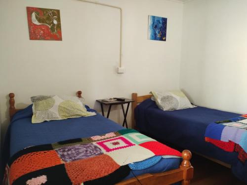 1 double bed, 1 twin bed