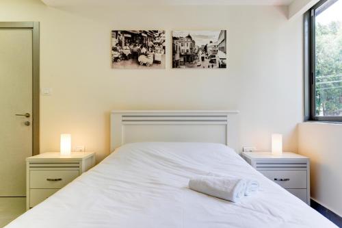Double Room image 8