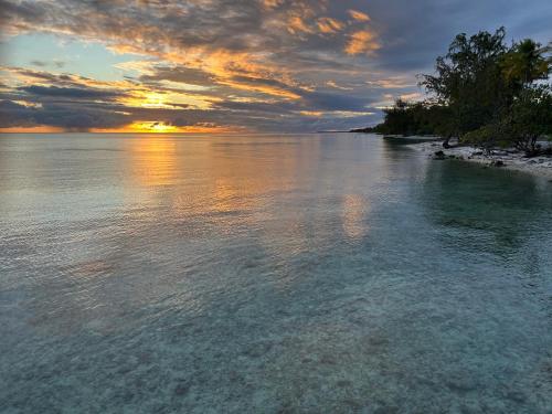 Dôme sur la Passe de Tiputa (Dome sur la Passe de Tiputa) in Avatoru