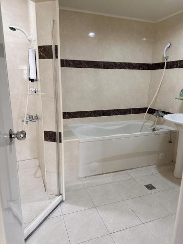 2 double beds