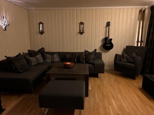 Cabin with large outdoor area, Hamar (photo 4)