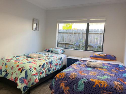 Family Retreat with Playground Views in East Tamaki, Auckland (photo 7)