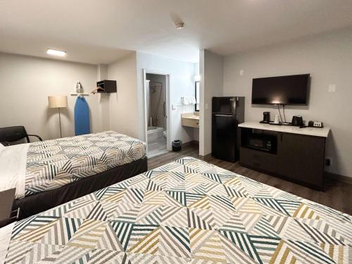 Studio 6  Suites Vancouver, WA - Waterfront in Esther Short