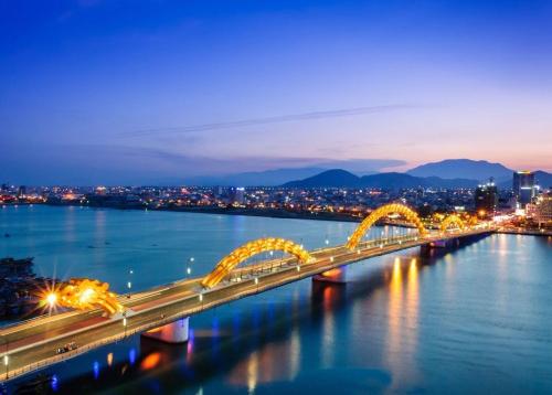 Dragon View Riverfront Da Nang - 주변 명소