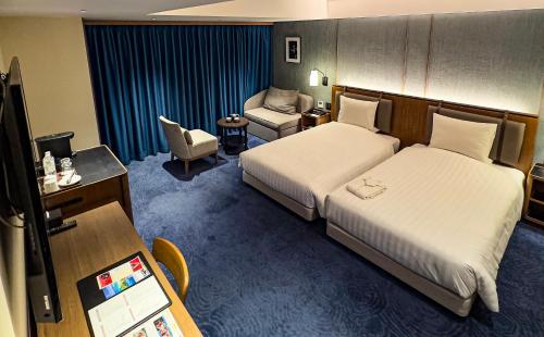 room detail thumbnail 1