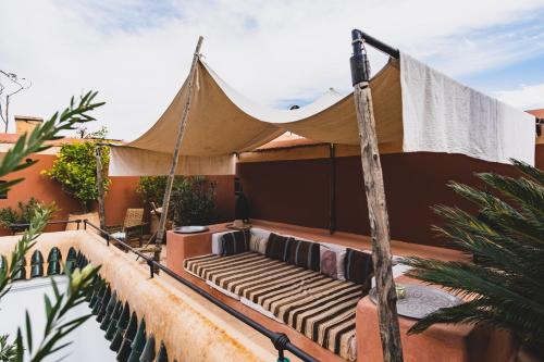Double Room with Terrace image 3