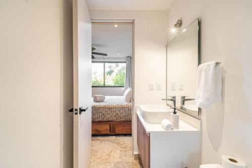 Lux 2 BD Suite with Private Plunge Pool Terrace - image 4