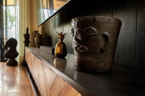 Chimenea, alberca climatizada y jacuzzi con vista al lago, Valle de Bravo (Foto 10)