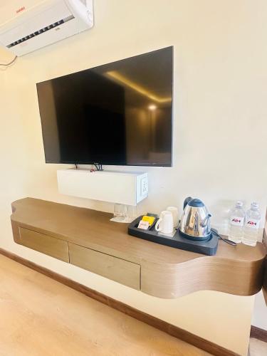Airport Budget Hotel - image 5