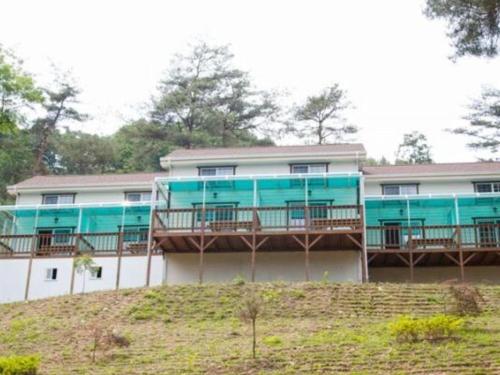 Wonju Sarichi Land in Forest Pension in ชินลิม-มย็อน