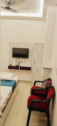Hotel Rohit ,Agra cantt Railway station near Agra lufthavn