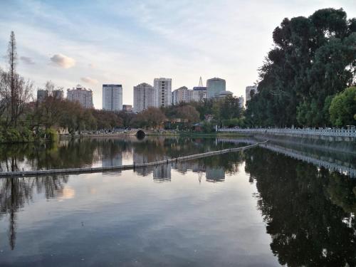Fairyland Hotel Kunming Xinwen Road Kunming 𝐇𝐃 - 