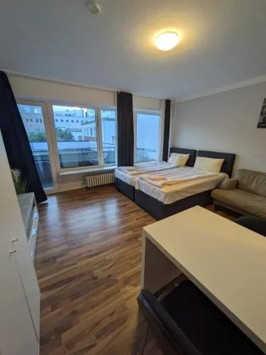 1,5-Zimmer Apartment mit Balkon am Hauptbahnhof in Neumünster, Deutschland