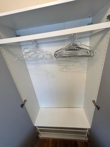 Bright 1 bedroom apartment in central london, Londra (foto 7)