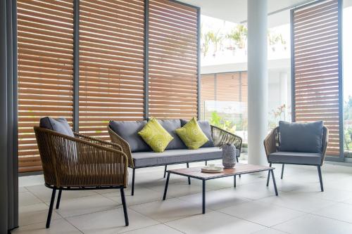 Akoya 17 - Beach by foot, Grand Bay (fotografie 9)