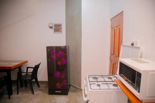 Budget Double Room image 10
