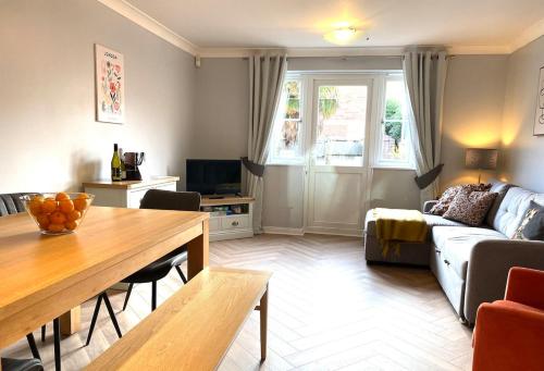 Your Home From Home Near ExCel Private Parking, Londyn (zdjęcie 3)