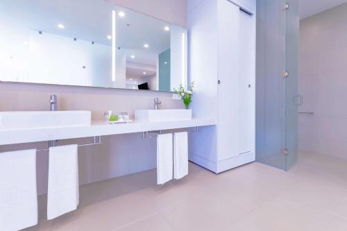 NH Puebla FINSA NH Puebla FINSA