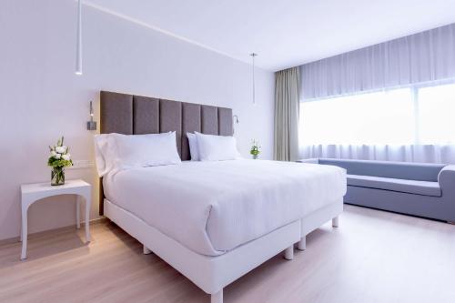 NH Puebla FINSA NH Puebla FINSA