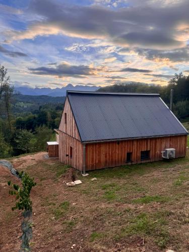 A szálláshely kívülről, Cottage du Mauberme avec bain nordique in Aleu