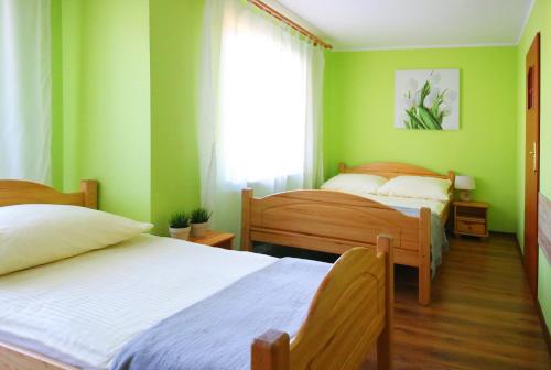 Quadruple Room image 1