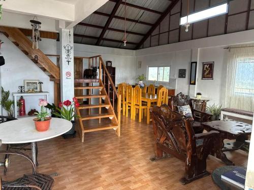 Coza Inn in パトノンゴン