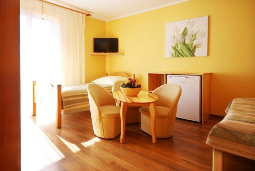 Triple Room image 9