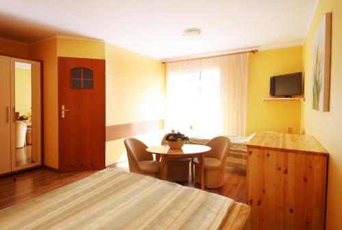 Triple Room image 10