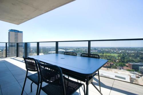 Serenity in the Sky - 2BR Apt in Rundle Mall, Adelaide (zdjęcie 4)